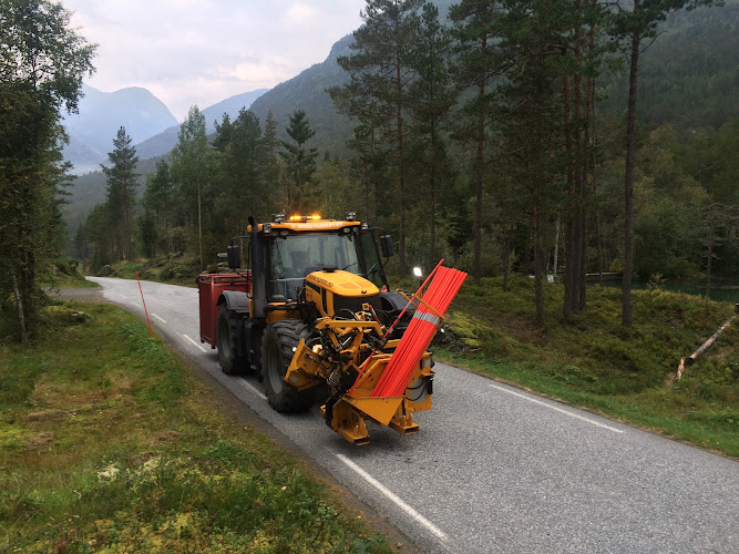 Bilde fra R ÅMÅS MASKIN AS i Ørsta
